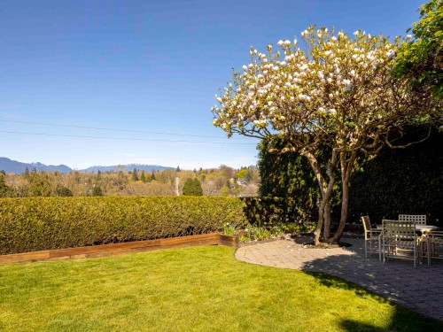 5012 Maple Street, Vancouver, BC 