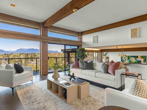 5012 Maple Street, Vancouver, BC 