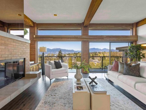 5012 Maple Street, Vancouver, BC 