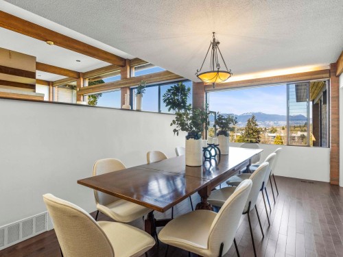 5012 Maple Street, Vancouver, BC 