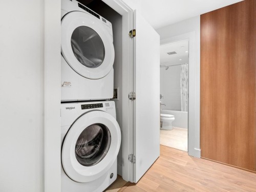 501-258 Nelson'S Court, New Westminster, BC 