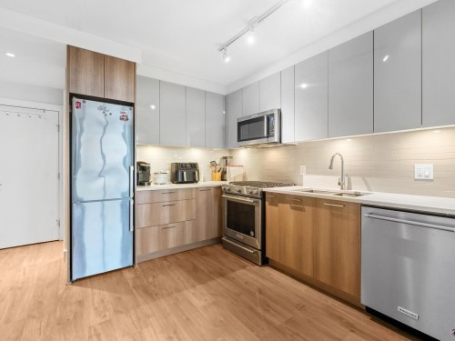 501-258 Nelson'S Court, New Westminster, BC 