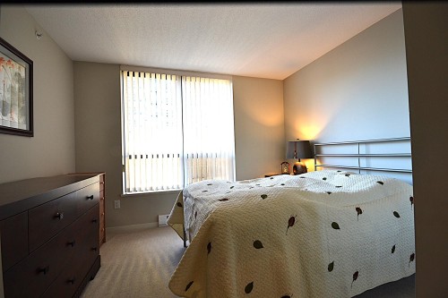 602-2979 Glen Drive, Coquitlam, BC 