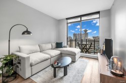 1907-788 Richards Street  Vancouver, BC V6B 0C7