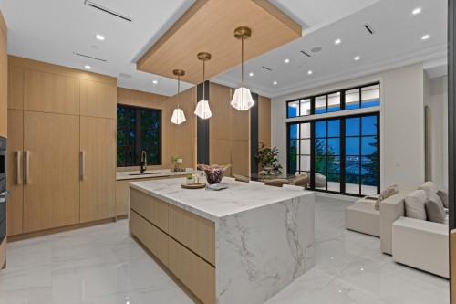 1419 Bramwell Road, West Vancouver, BC 