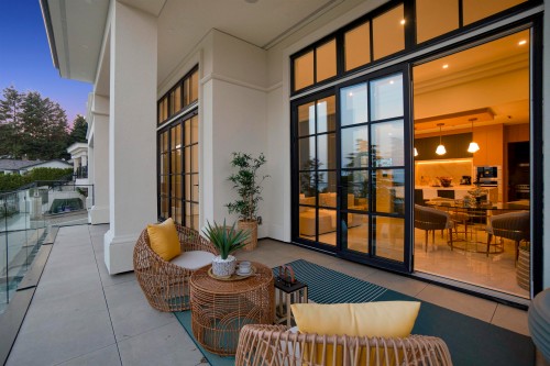 1419 Bramwell Road, West Vancouver, BC 