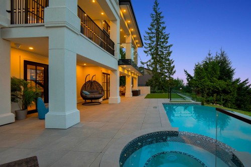 1419 Bramwell Road, West Vancouver, BC 