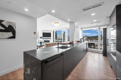 1304-323 Jervis Street, Vancouver, BC 