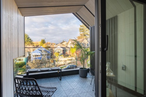 1-4018 21St Avenue W, Vancouver, BC 