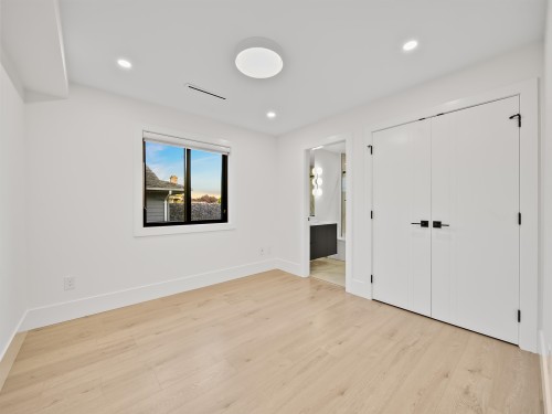 6079 44A Avenue, Ladner, BC 