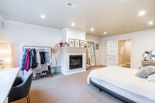 4640 Woodburn Road, West Vancouver, BC 