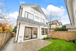 2965 Glen Drive  Vancouver, BC V5T 2P1