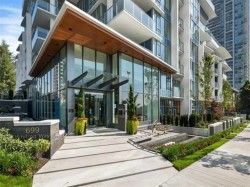 1608-699 Whiting Way  Coquitlam, BC V3J 0N7
