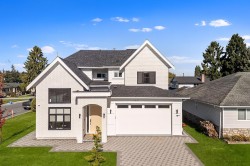 6067 44a Avenue  Ladner, BC V4K 4C8