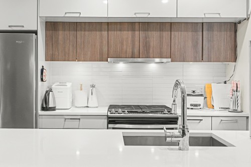 2745 Ward Street, Vancouver, BC 