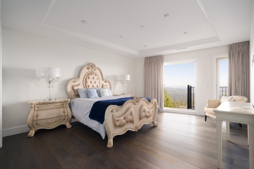 1095 Millstream Road, West Vancouver, BC 