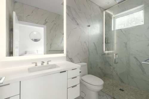 220 40Th Avenue E, Vancouver, BC 