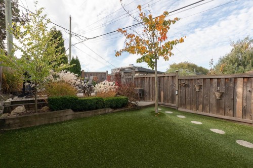 220 40Th Avenue E, Vancouver, BC 