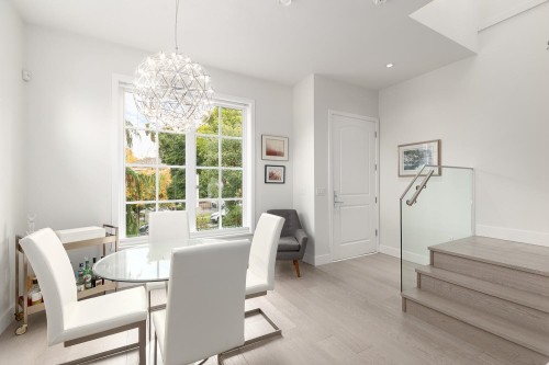 220 40Th Avenue E, Vancouver, BC 