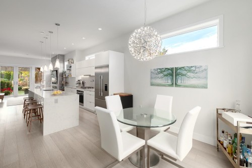 220 40Th Avenue E, Vancouver, BC 