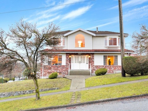 3288 5Th Avenue E, Vancouver, BC 