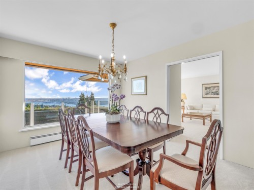 1331 Chartwell Drive, West Vancouver, BC 