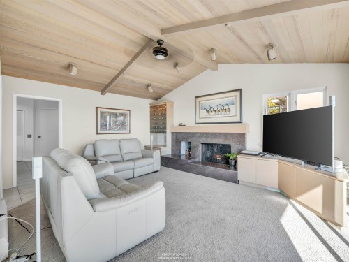 1331 Chartwell Drive, West Vancouver, BC 