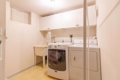 2468 4Th Avenue E, Vancouver, BC 