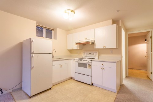 2468 4Th Avenue E, Vancouver, BC 