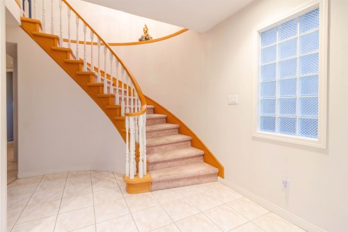 2468 4Th Avenue E, Vancouver, BC 