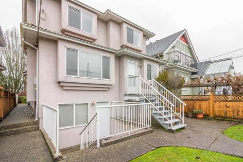 2468 4Th Avenue E, Vancouver, BC 