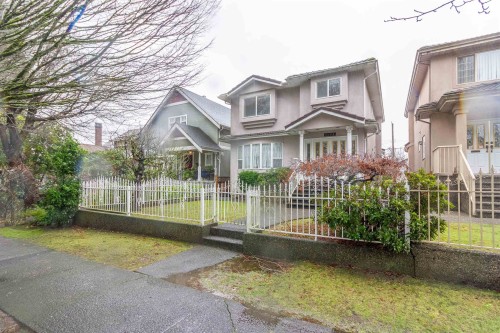 2468 4Th Avenue E, Vancouver, BC 