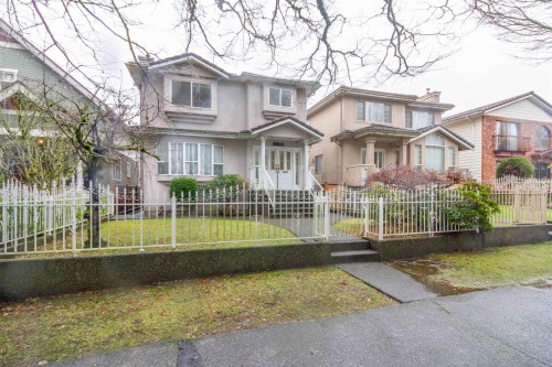 2468 4Th Avenue E, Vancouver, BC 