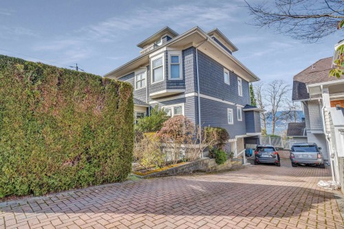 2686 Point Grey Rd, Vancouver, BC 