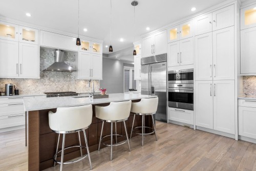 8656 Gilley Avenue, Burnaby, BC 