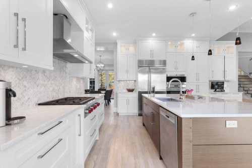 8656 Gilley Avenue, Burnaby, BC 