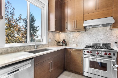 8656 Gilley Avenue, Burnaby, BC 