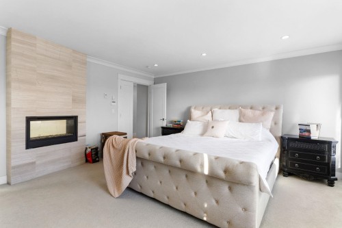 8656 Gilley Avenue, Burnaby, BC 