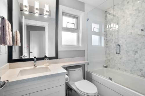 8656 Gilley Avenue, Burnaby, BC 