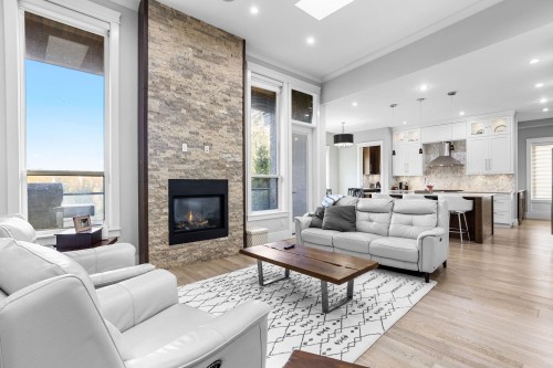 8656 Gilley Avenue, Burnaby, BC 