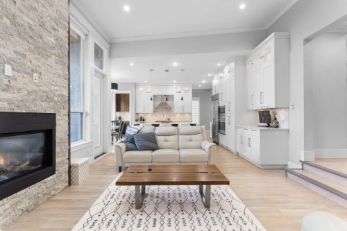 8656 Gilley Avenue, Burnaby, BC 