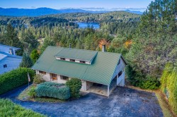 12873 Dogwood Drive  Madeira Park, BC V0N 2H1