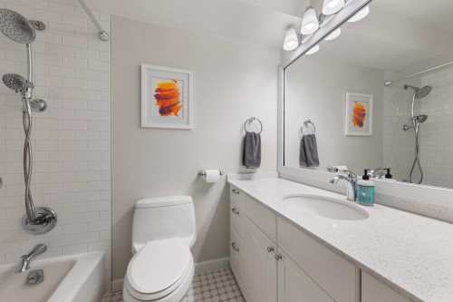 103 15Th Avenue W, Vancouver, BC 