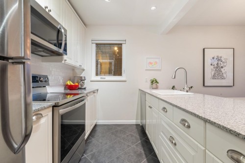 103 15Th Avenue W, Vancouver, BC 