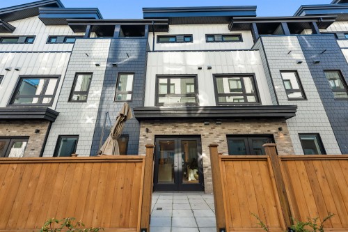 135-535 2Nd Street E, North Vancouver, BC 