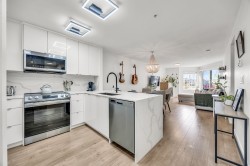 213-3038 Kent Avenue South E Vancouver, BC V5S 4V8