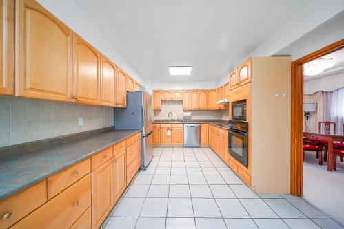 676 53Rd Avenue W, Vancouver, BC 