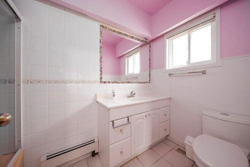 676 53Rd Avenue W, Vancouver, BC 