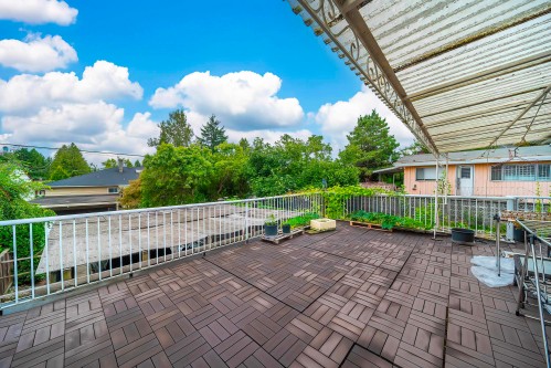 676 53Rd Avenue W, Vancouver, BC 