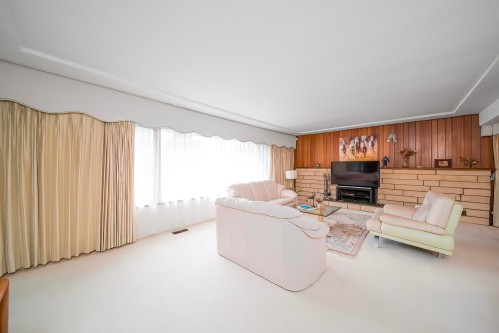 676 53Rd Avenue W, Vancouver, BC 